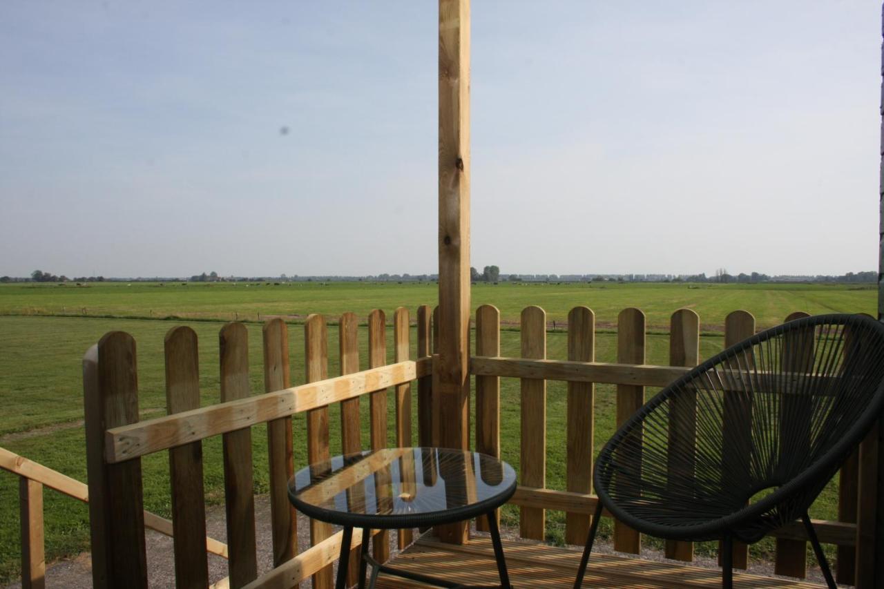 Boerenchalet Dirk, Minicamping De Grutte Earen Burum エクステリア 写真